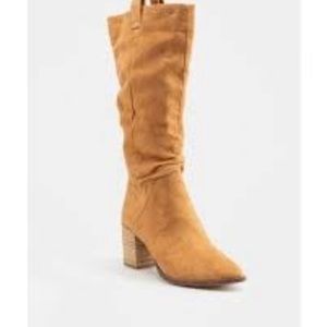 Report Toffer Boots by Francesca’s. Tan. Size 8.5